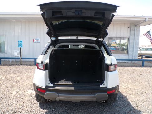 Used 2018 Land Rover Range Rover Evoque SE AWD/4WD image 25
