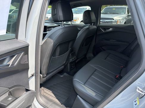 Used 2023 Audi Q4 e-tron Premium Plus w/ Premium Plus RWD image 15
