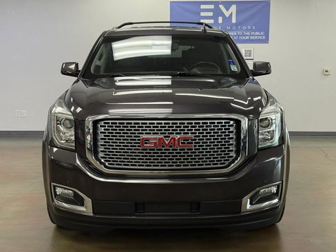 Used 2017 GMC Yukon Denali w/ Open Road Package image 3