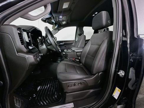 Used 2023 Chevrolet Silverado 1500 LT AWD/4WD image 17