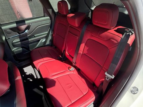 New 2025 Lincoln Corsair Reserve image 20