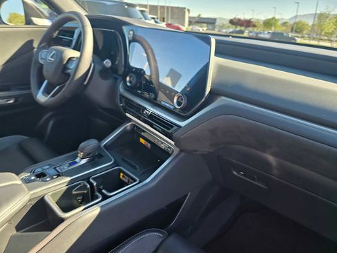 New 2026 Lexus TX 350 AWD image 12