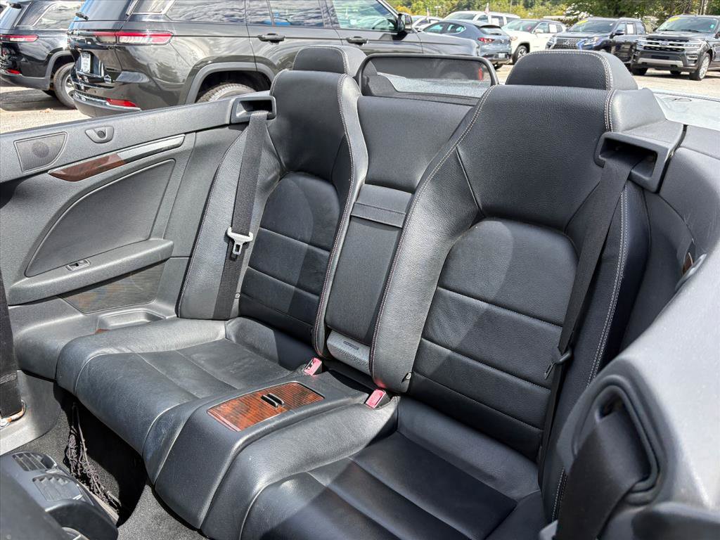 Used 2011 Mercedes-Benz E 350 Cabriolet image 19