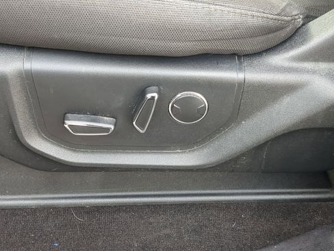 Used 2018 Ford F150 XLT w/ Equipment Group 302A Luxury image 23