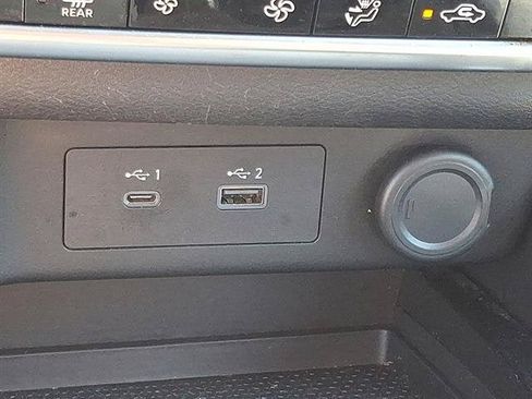 Certified 2021 Nissan Rogue SV AWD/4WD image 26