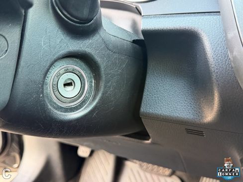 Used 2018 Toyota Camry SE w/ Moonroof Package FWD image 14