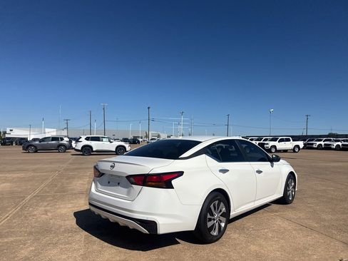 Certified 2025 Nissan Altima 2.5 S image 20