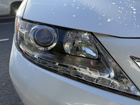 Used 2014 Lexus ES 350 w/ Luxury Package FWD image 12