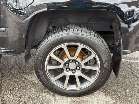 Used 2019 GMC Canyon Denali image 33