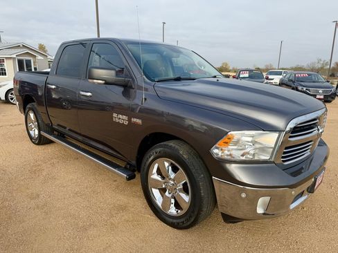 Used 2015 RAM 1500 Lone Star image 3