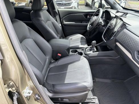 Used 2025 Subaru Forester Limited w/ Popular Package #2 AWD/4WD image 14