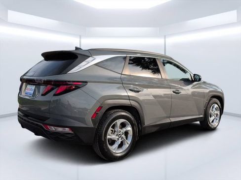Used 2024 Hyundai Tucson SEL FWD image 3