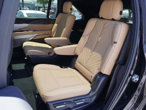 New 2025 Cadillac Escalade IQ Luxury 2 image 8