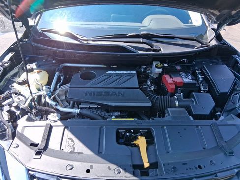 Used 2023 Nissan Rogue SV FWD image 27