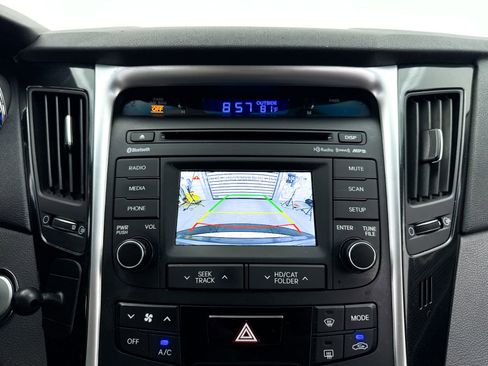 Used 2014 Hyundai Sonata SE FWD image 5