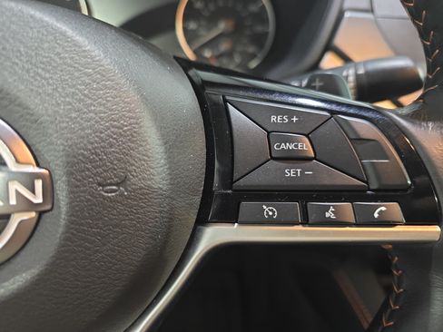 Used 2023 Nissan Altima 2.5 SR FWD image 15