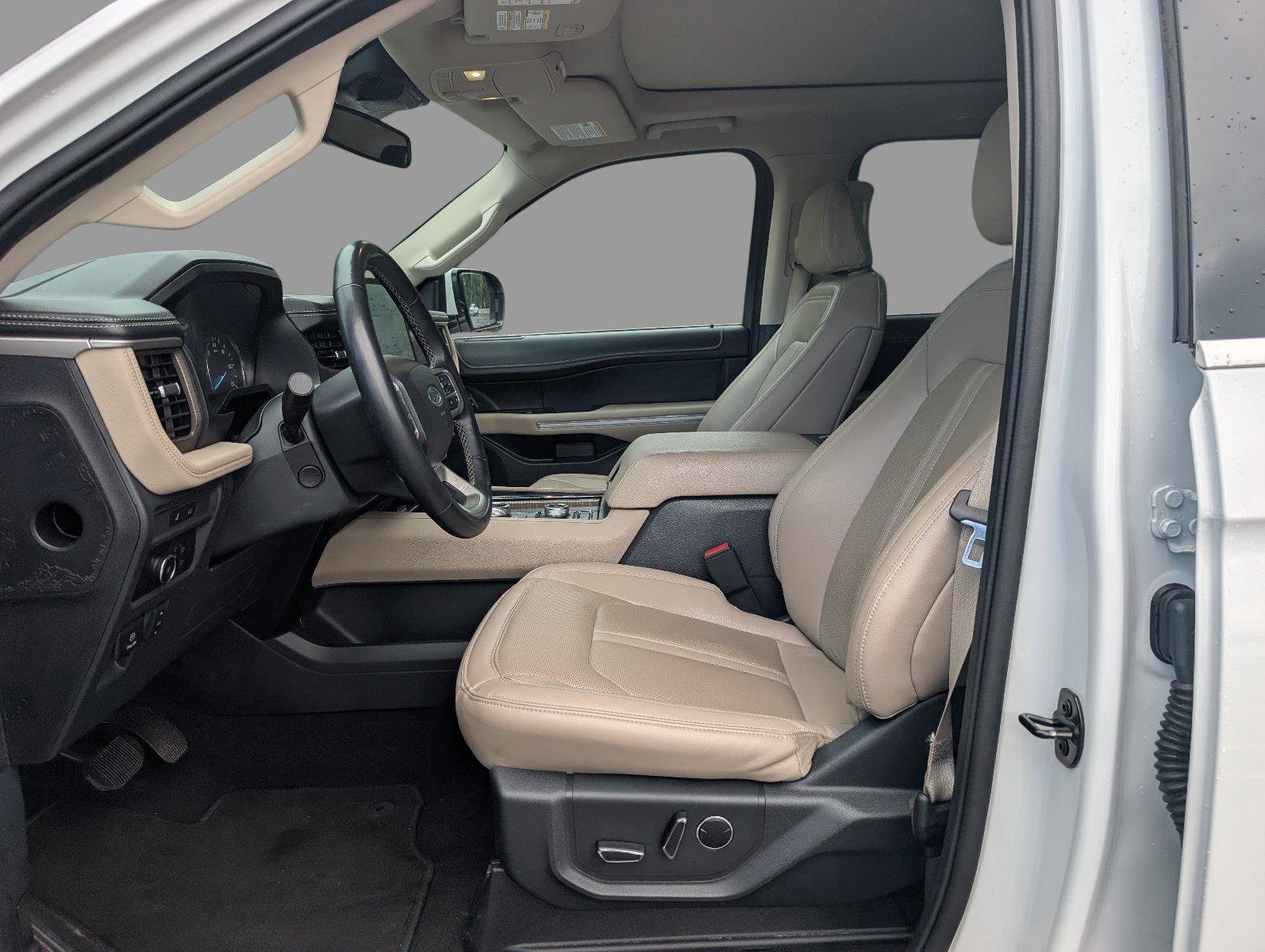 Used 2024 Ford Expedition Max Limited AWD/4WD image 14