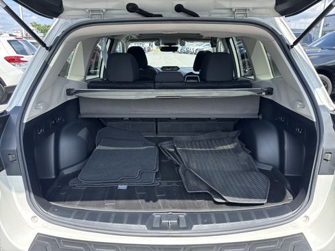 Used 2019 Subaru Forester Premium w/ All-Weather Package AWD/4WD image 29