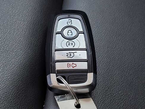 Used 2025 Ford Expedition Max Active RWD image 31