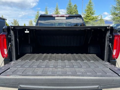 Used 2022 GMC Sierra 1500 SLT w/ SLT Convenience Package AWD/4WD image 22