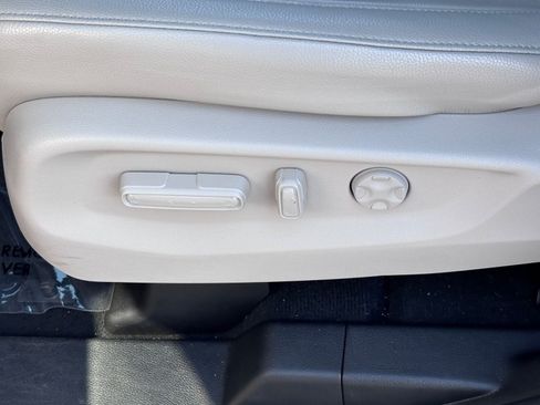 Certified 2025 Honda Odyssey EX-L image 19