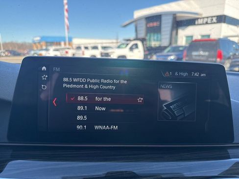 Used 2018 BMW 540i 540i w/ M Sport Package image 20