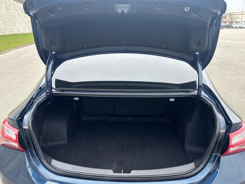 Used 2022 Chevrolet Malibu LT FWD image 44