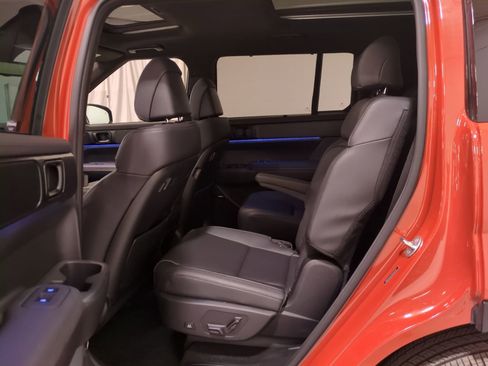 Used 2024 Hyundai Santa Fe Calligraphy image 15