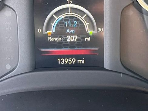 Used 2024 RAM 2500 Big Horn w/ Bed Utility Group image 17