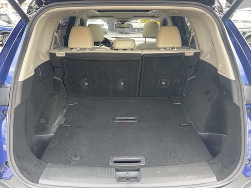 Used 2023 Nissan Rogue SL w/ SL Premium Package FWD image 12