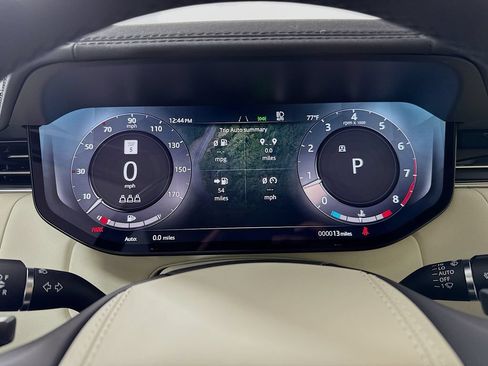 New 2026 Land Rover Range Rover SE AWD/4WD image 31