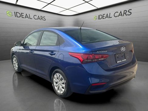 Used 2021 Hyundai Accent SE FWD image 3