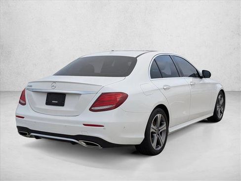 Used 2018 Mercedes-Benz E 300 image 5