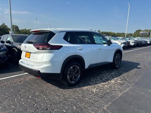 New 2026 Nissan Rogue SV image 3