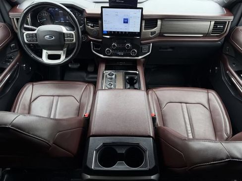 Used 2022 Ford Expedition Limited AWD/4WD image 12