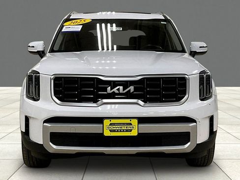 Used 2025 Kia Telluride S AWD/4WD image 3