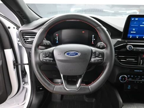 Used 2023 Ford Escape ST-Line Select AWD/4WD image 21