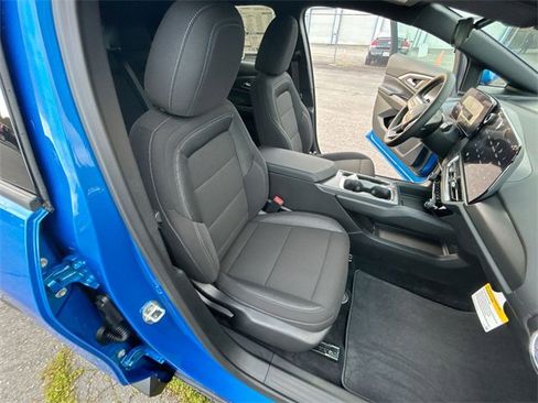 New 2026 Chevrolet Equinox EV LT image 26