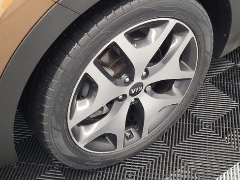 Used 2017 Kia Sportage SX FWD image 31