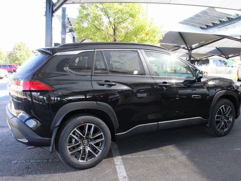 New 2026 Toyota Corolla Cross XLE image 18