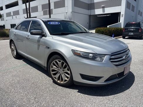 Used 2019 Ford Taurus Limited image 1