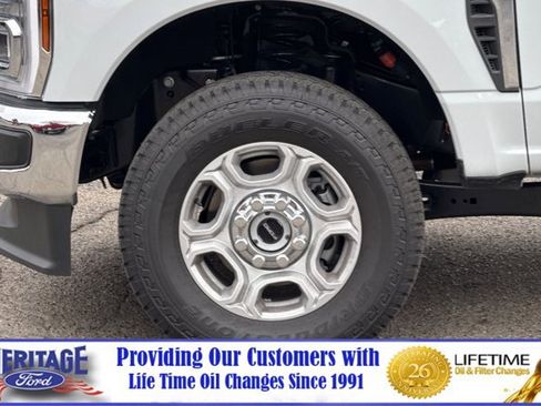 New 2026 Ford F250 XLT w/ XLT Premium Package AWD/4WD image 25