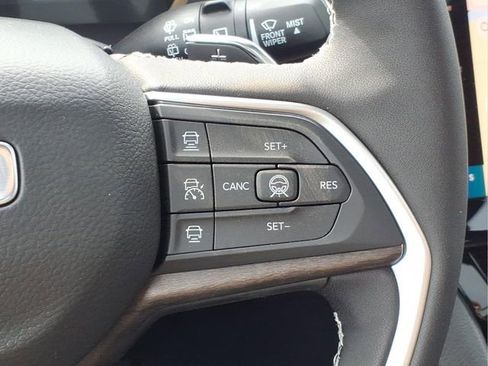 New 2026 Jeep Grand Cherokee Limited image 21