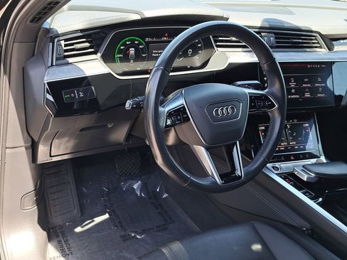 Certified 2023 Audi e-tron Premium Plus w/ Premium Plus Package AWD/4WD image 16