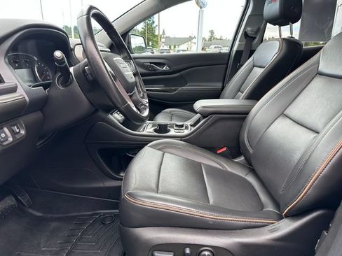 Used 2022 GMC Acadia AT4 w/ Trailering Package AWD/4WD image 9