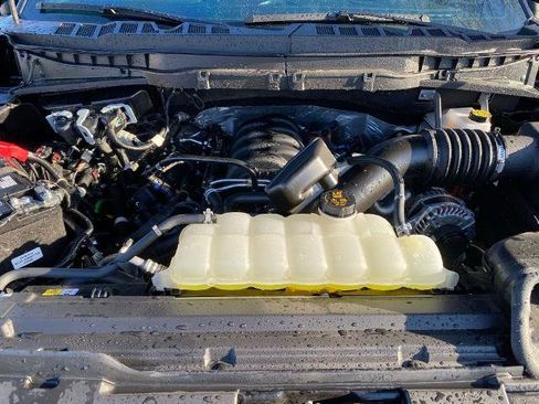 Certified 2025 Ford F150 Tremor AWD/4WD image 31
