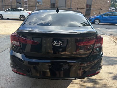 Used 2019 Hyundai Elantra Value Edition FWD image 6