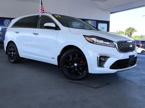 Used 2019 Kia Sorento SX w/ SX Touring Package image 3