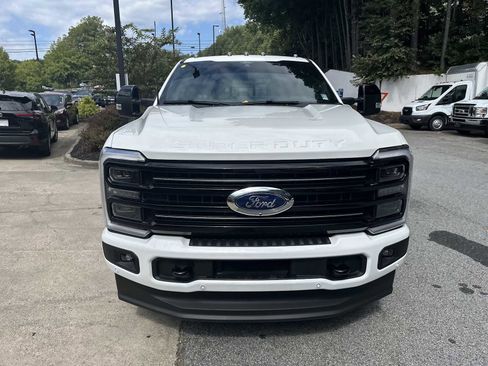 Used 2025 Ford F250 Platinum image 2