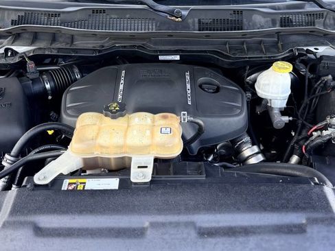 Used 2018 RAM 1500 Big Horn image 35